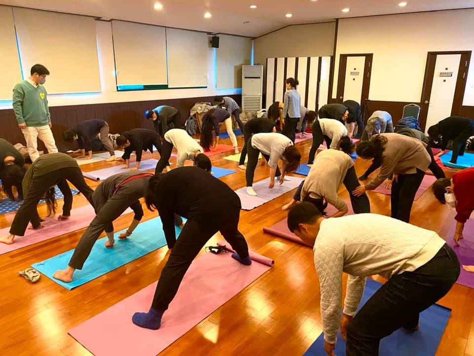 Trainer demonstration